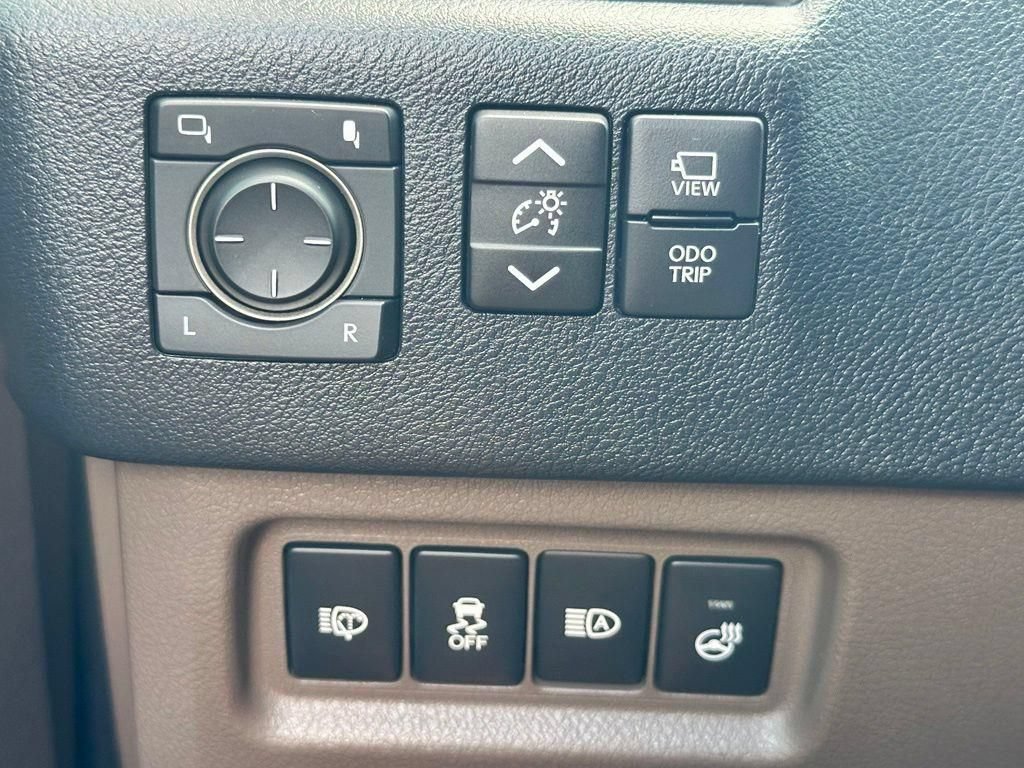 Used 2023 Lexus GX 460 Luxury AWD/4WD image 23
