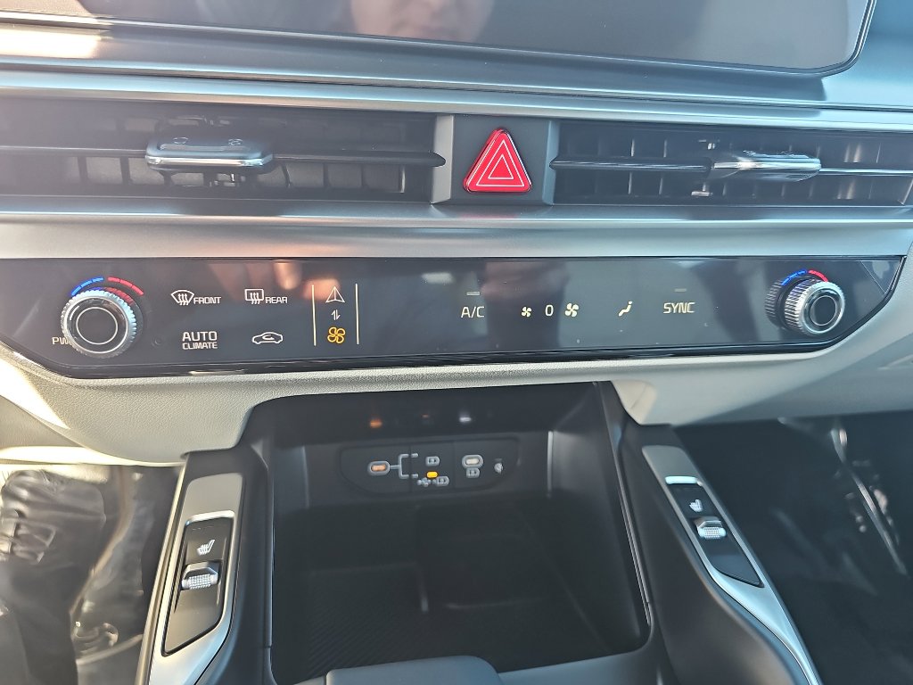 New 2026 Kia Sorento EX image 16