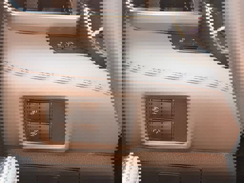 Used 2022 Toyota Highlander XLE image 31