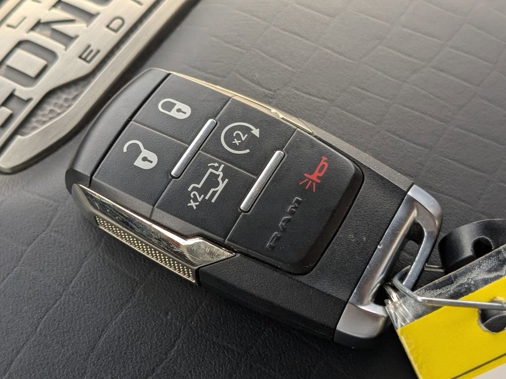 Used 2023 RAM 2500 Limited image 33