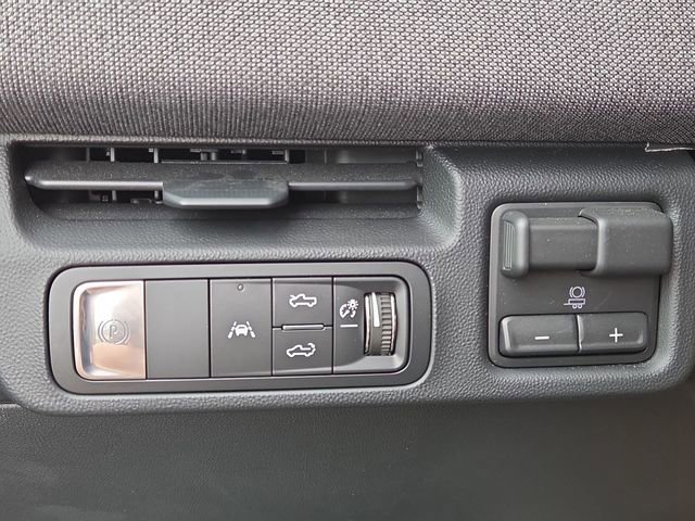 New 2026 GMC Sierra EV Elevation w/ Premium Package image 17