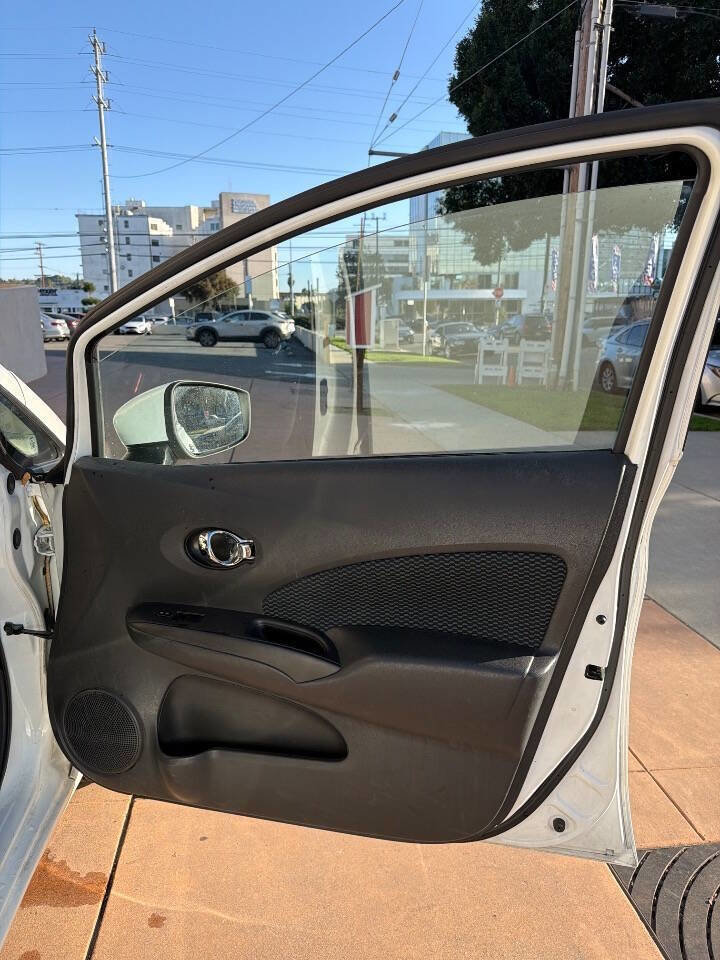 Used 2015 Nissan Versa Note SV image 23