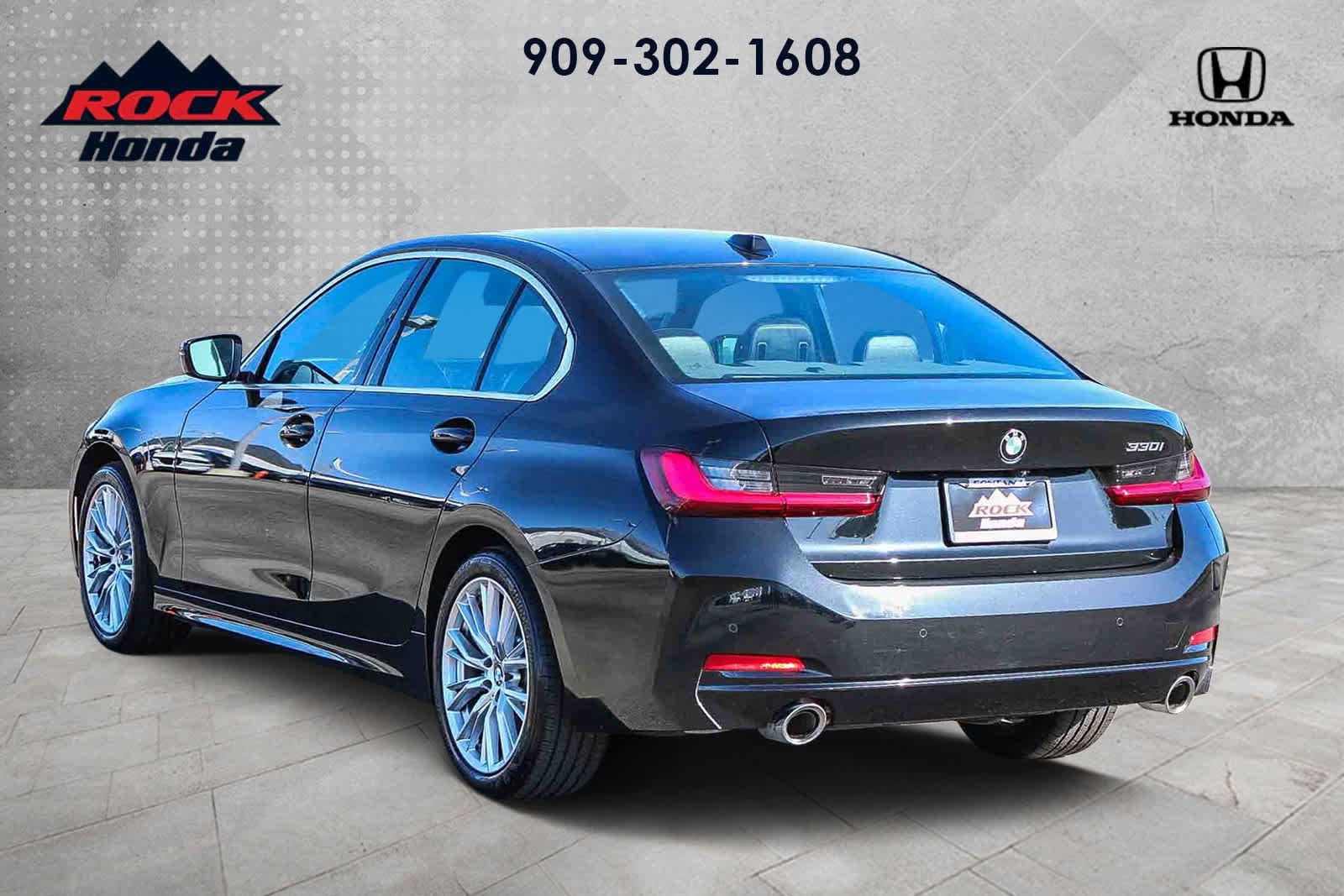 Used 2024 BMW 330i Sedan image 6