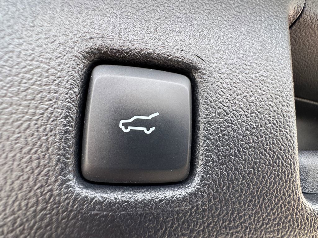 Used 2023 Ford Escape Active w/ Tech Pack #2 FWD image 32
