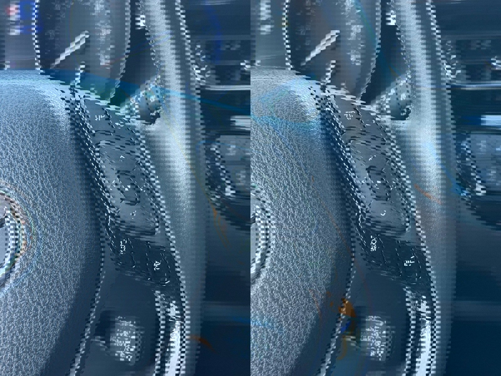 Used 2020 Toyota C-HR Limited image 18