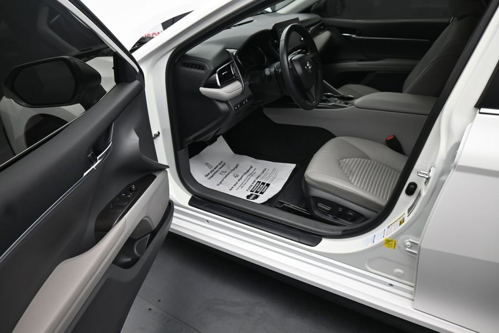 Used 2024 Toyota Camry SE w/ Blackout Package (TMS) AWD/4WD image 15