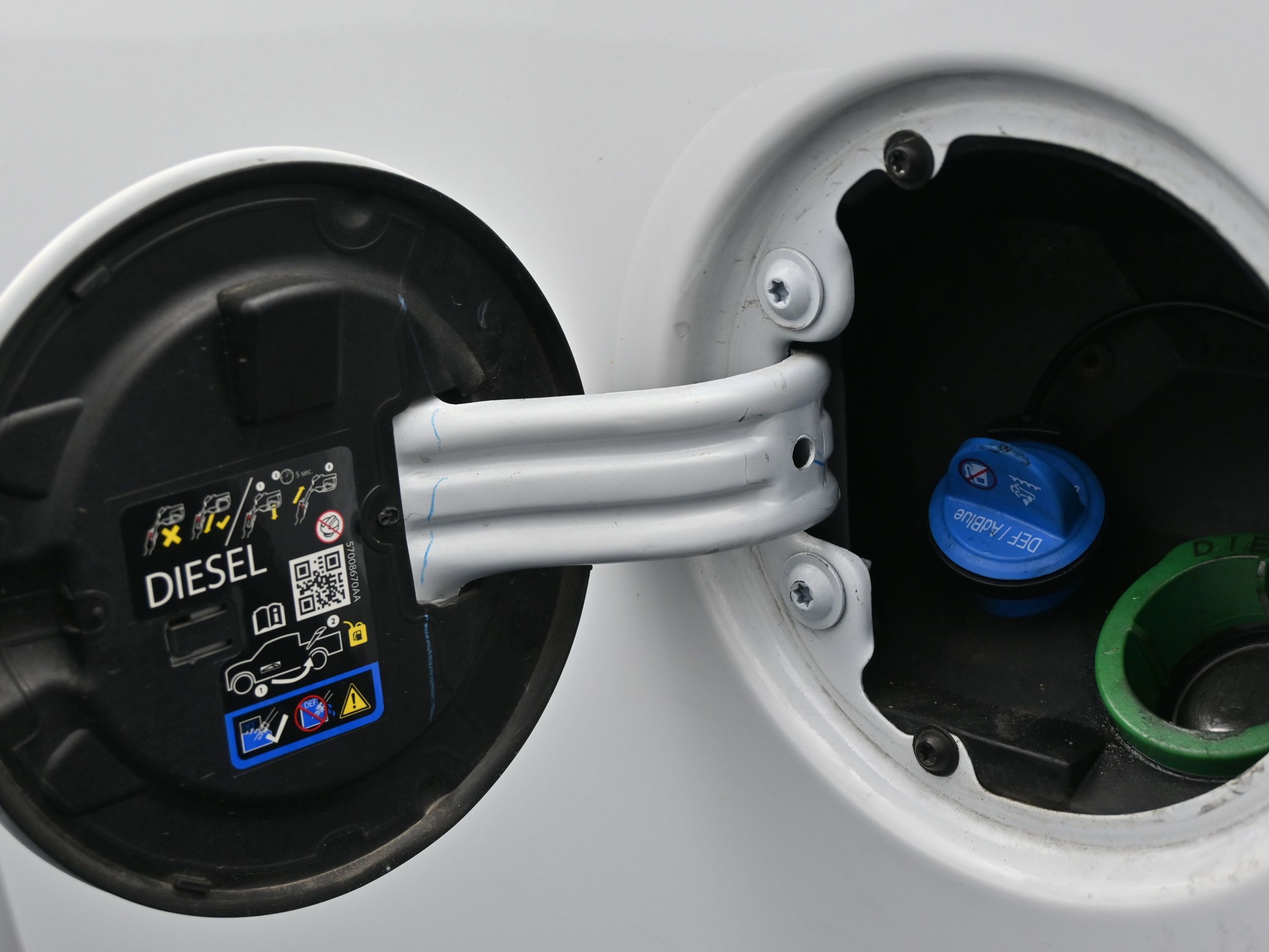 Used 2024 RAM 2500 Rebel AWD/4WD image 11