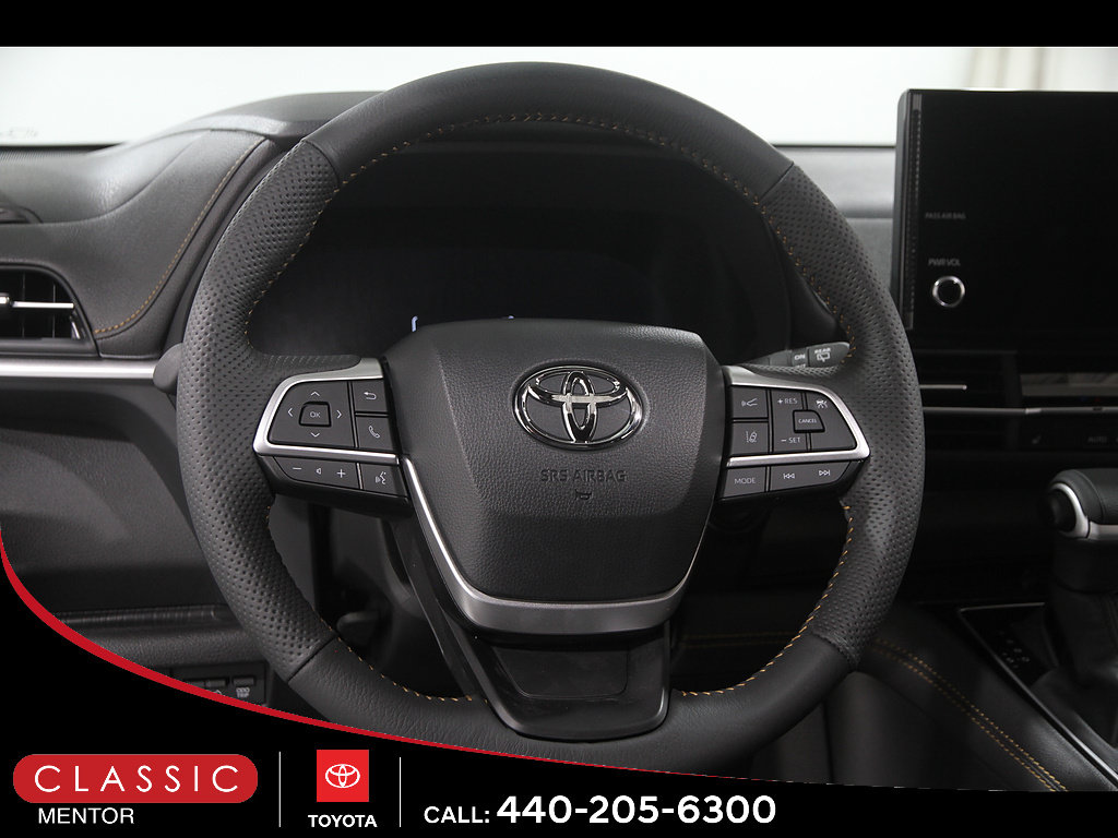 Certified 2026 Toyota Sienna XLE Woodland Edition AWD/4WD image 7