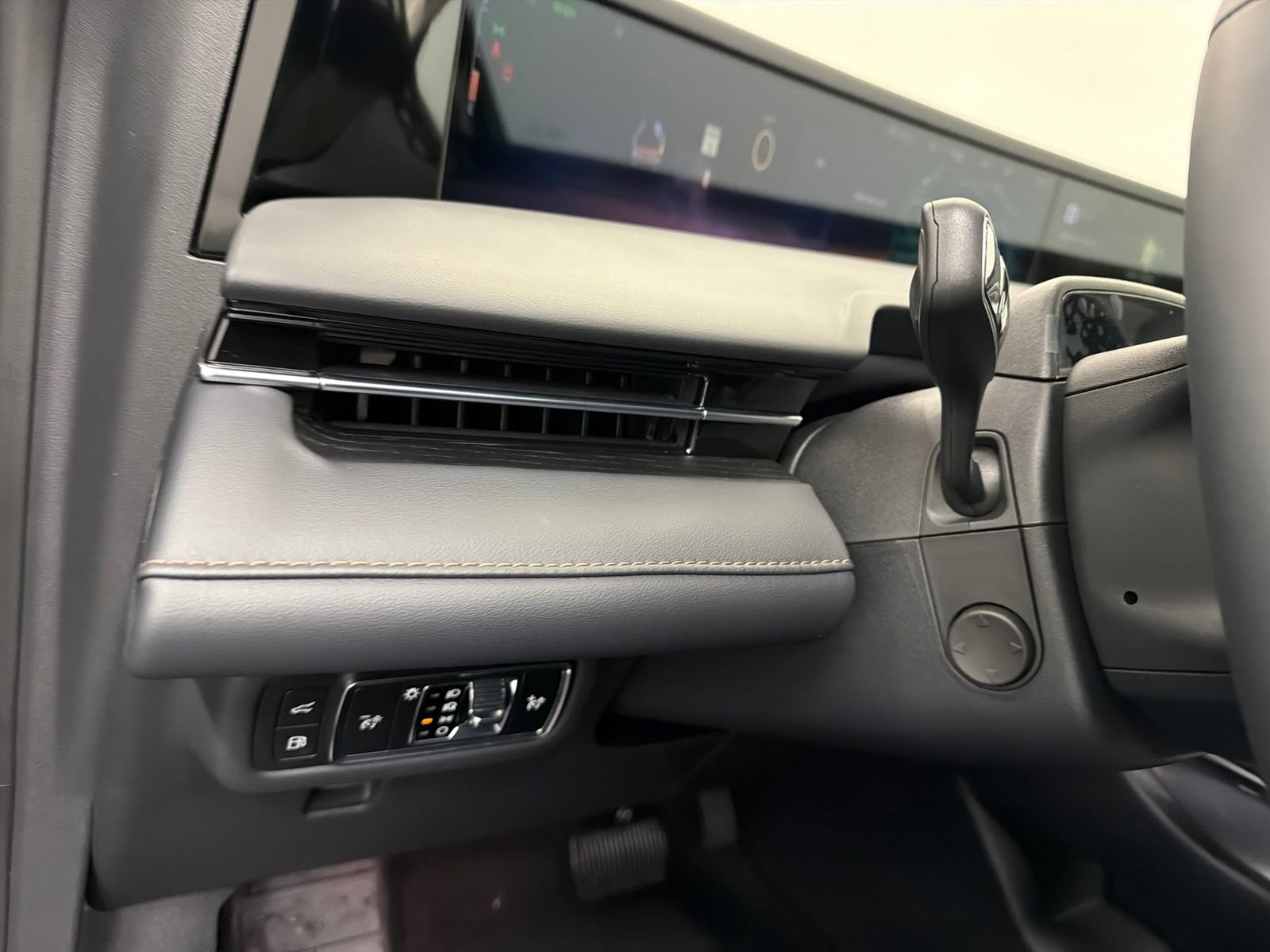 New 2026 Lincoln Nautilus Reserve image 33