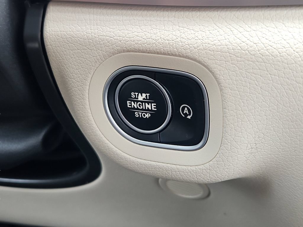 Used 2020 Mercedes-Benz GLE 350 4MATIC image 27