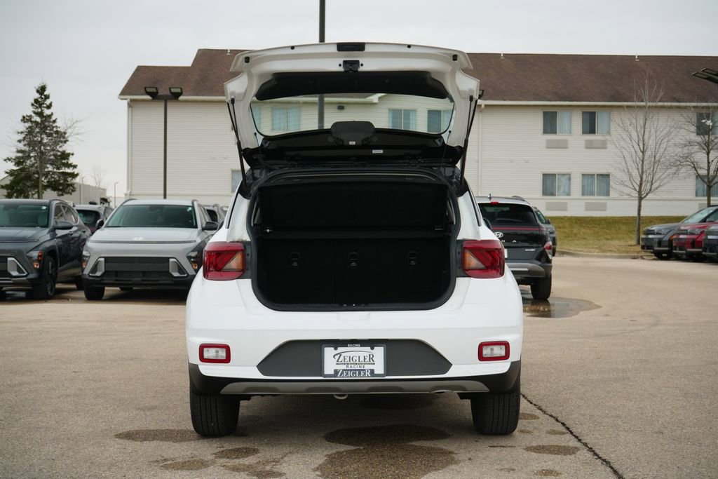 Certified 2023 Hyundai Venue Limited image 11