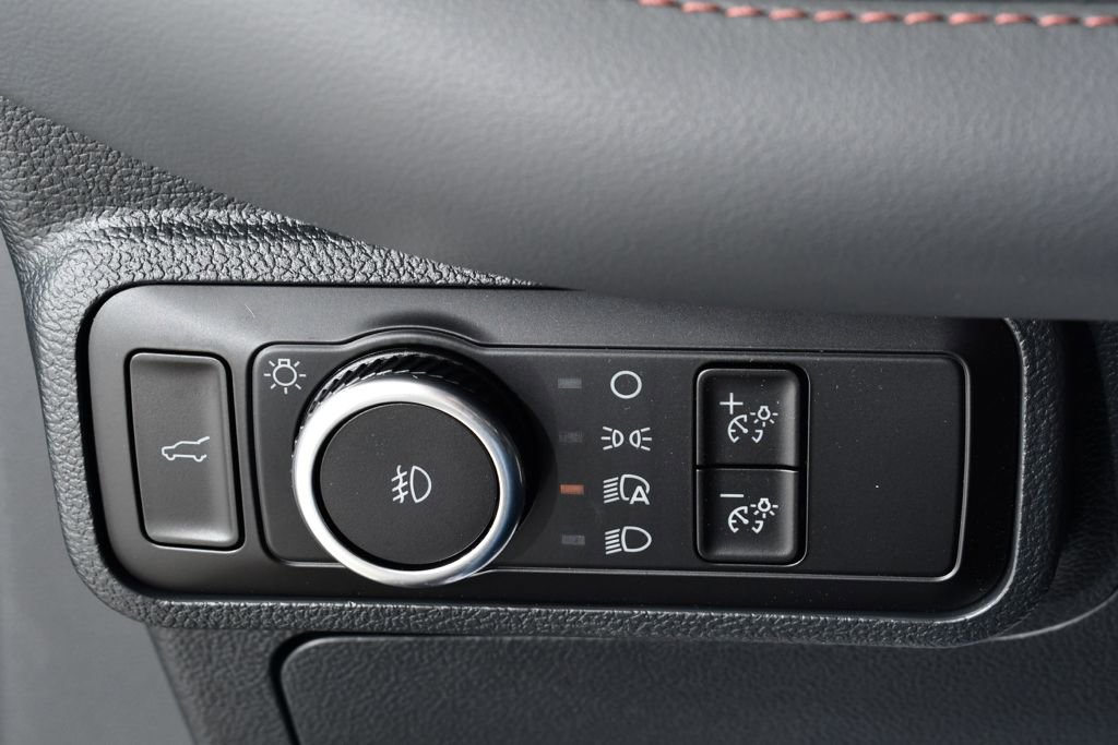 New 2026 Ford Explorer Active w/ Active Comfort Package image 32