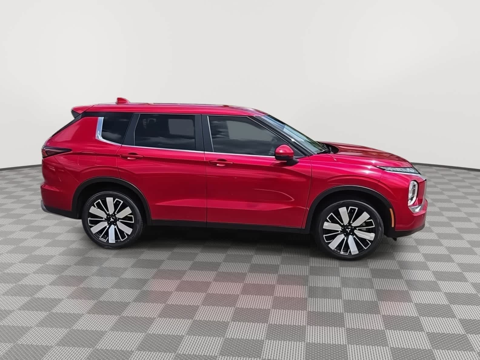 Used 2026 Mitsubishi Outlander SE FWD image 9