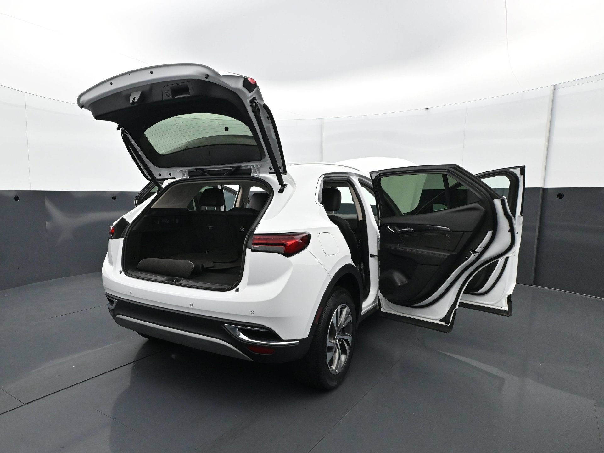 Used 2023 Buick Envision Essence AWD/4WD image 35