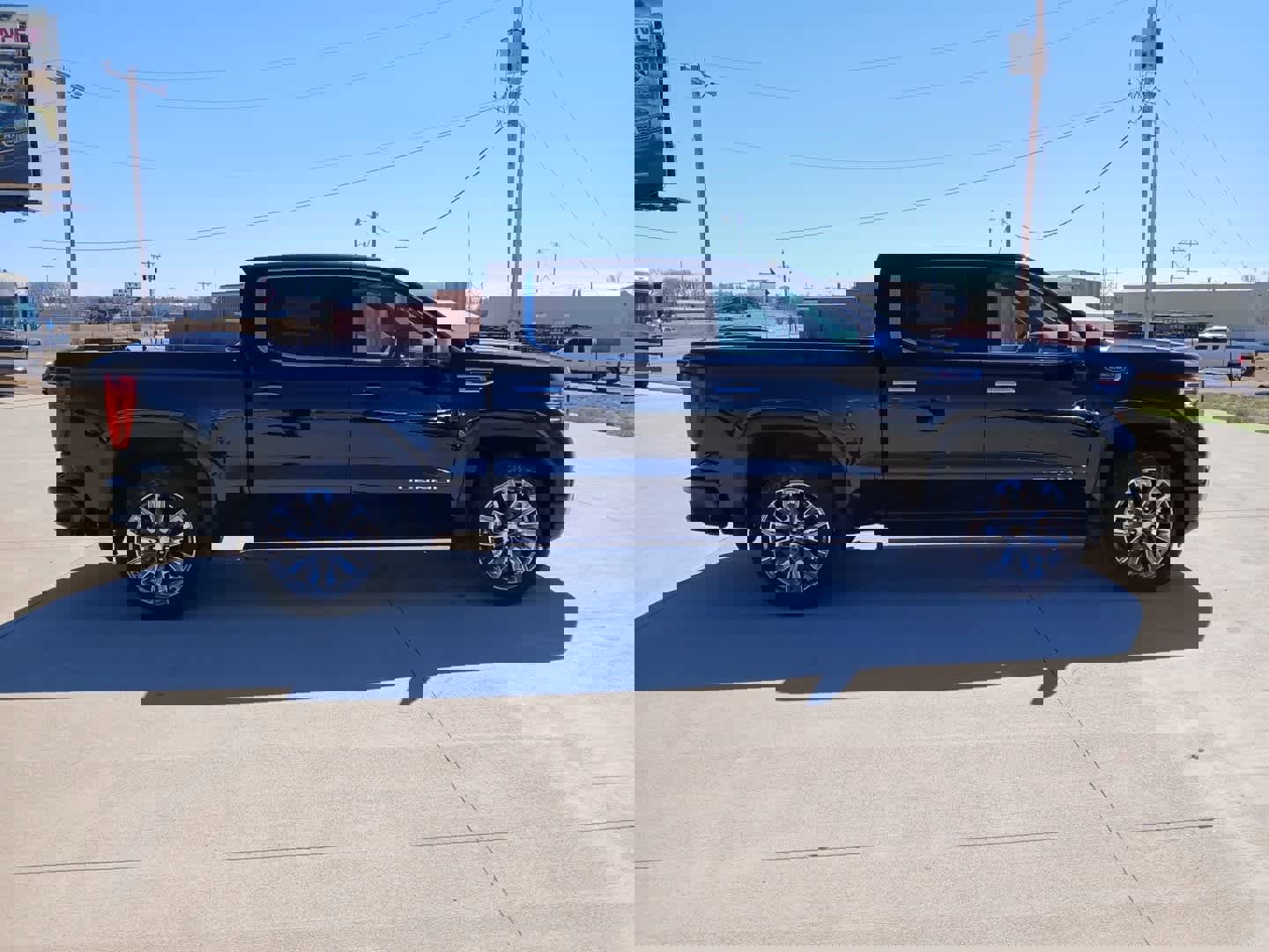 New 2026 GMC Sierra 1500 Denali w/ Denali Reserve Package image 7