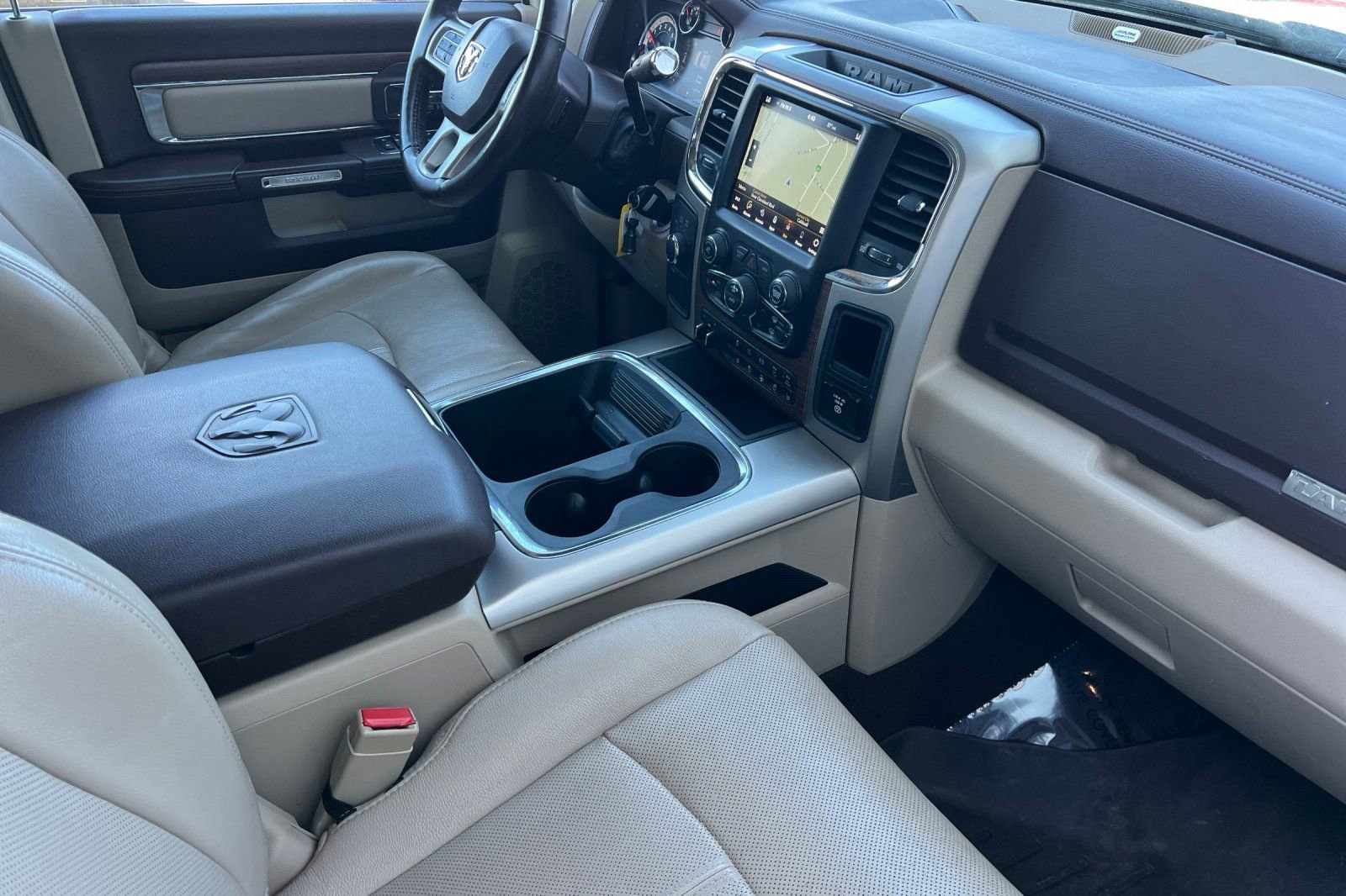 Used 2018 RAM 3500 Laramie AWD/4WD image 15