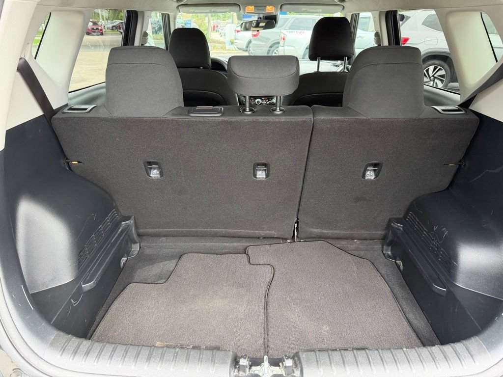 Used 2024 Kia Soul LX w/ Option Group 015 FWD image 7