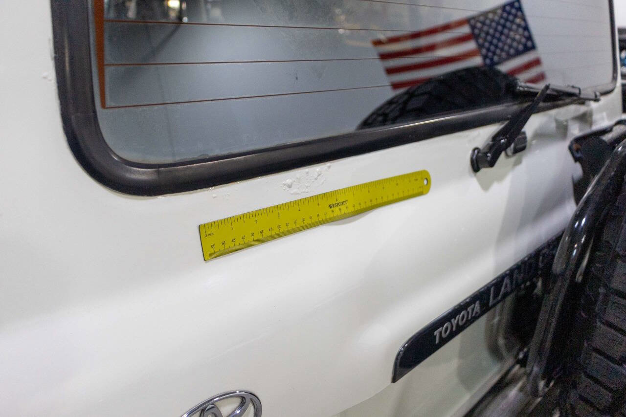 Used 1993 Toyota Land Cruiser image 25