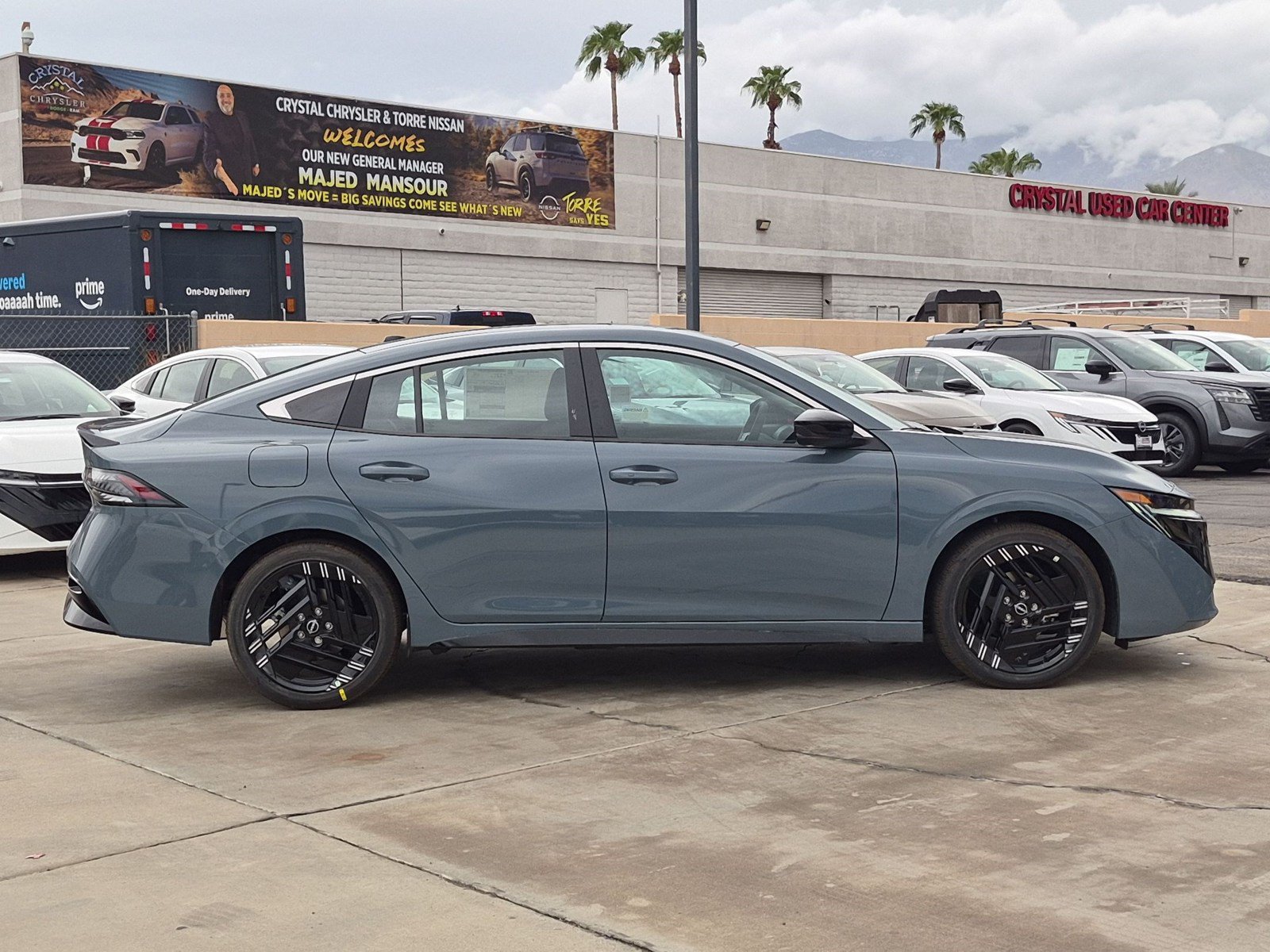 New 2027 Nissan Sentra SR w/ Floor Mat Package FWD image 5