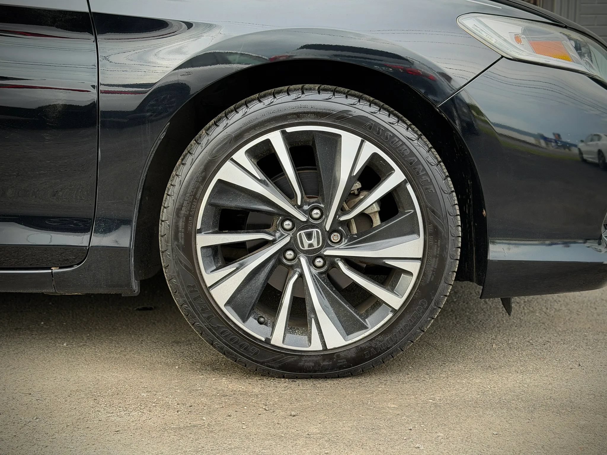 Used 2017 Honda Accord EX-L image 22