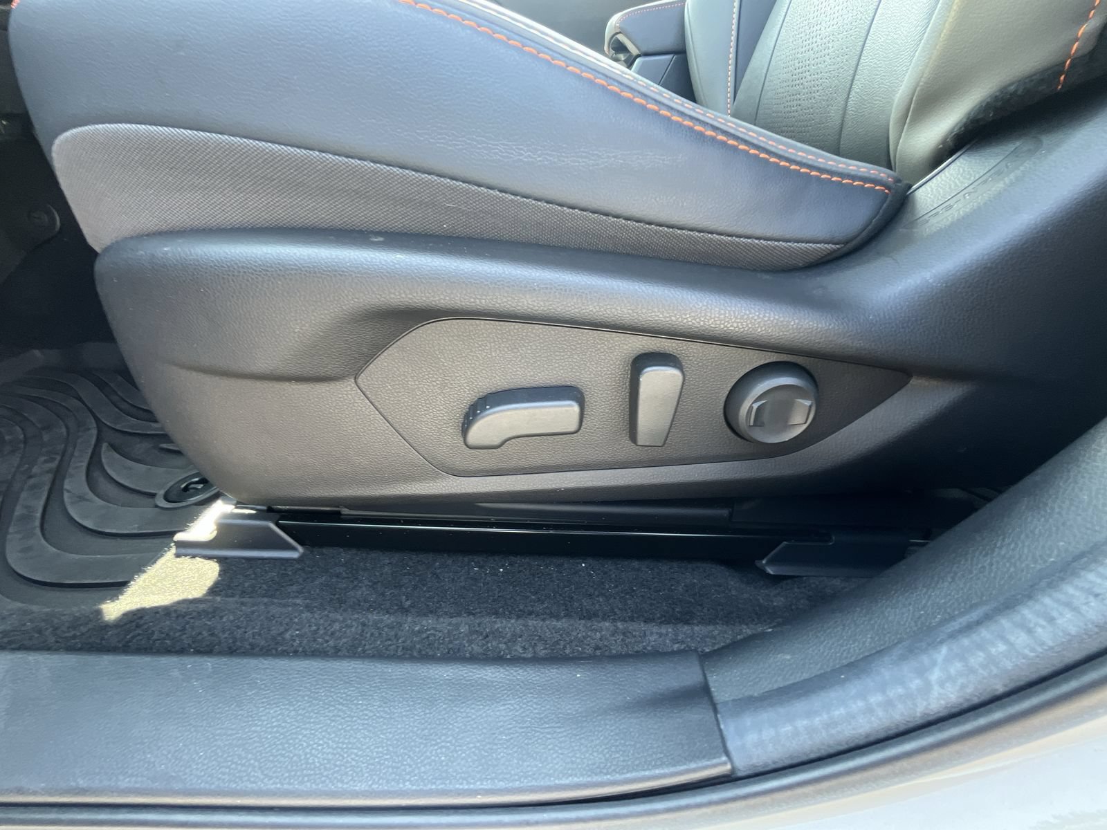 Certified 2024 Subaru Crosstrek 2.5i Limited AWD/4WD image 16