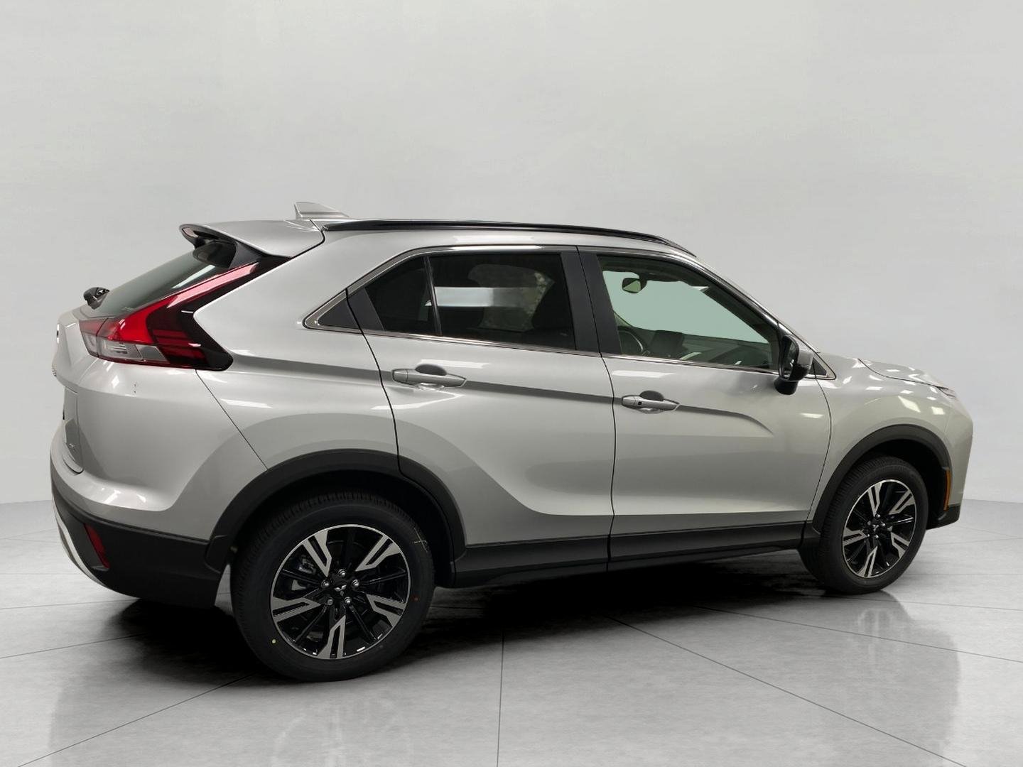 New 2026 Mitsubishi Eclipse Cross SE image 2