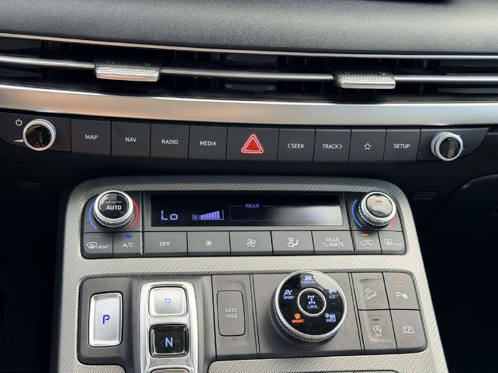 Used 2024 Hyundai Palisade SEL AWD/4WD image 19