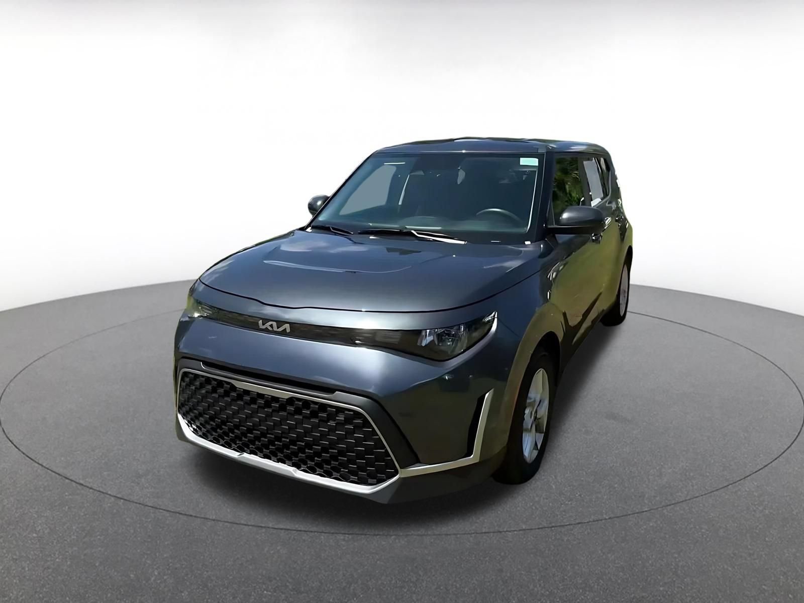 Used 2025 Kia Soul LX w/ LX Technology Package FWD image 6
