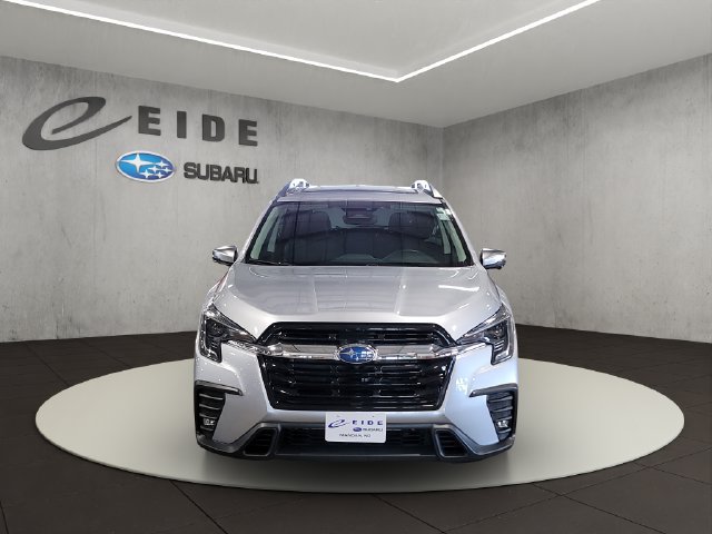 Used 2023 Subaru Ascent Limited w/ Technology Package AWD/4WD image 9