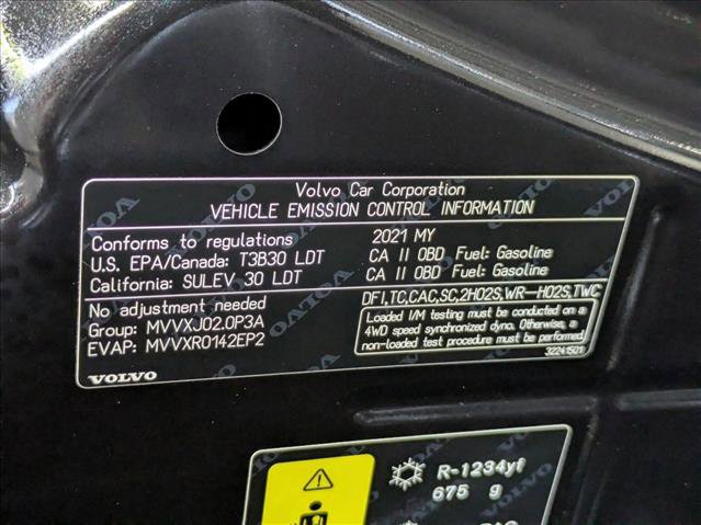 Used 2021 Volvo XC60 T8 R-Design w/ Advanced Package image 26