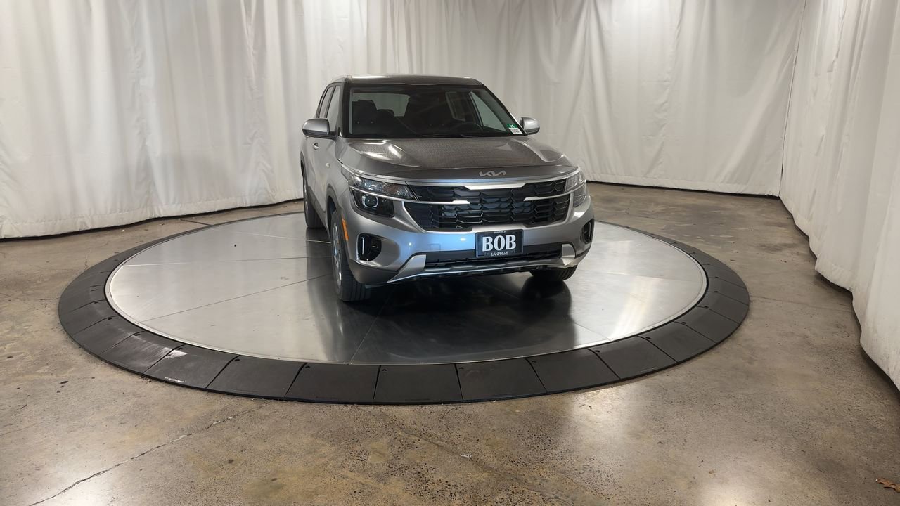 New 2026 Kia Seltos LX image 3