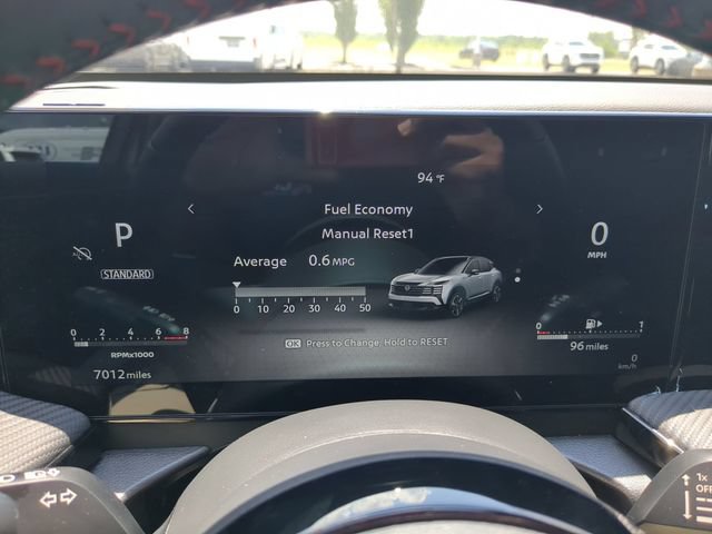 Certified 2025 Nissan Kicks SR FWD image 18