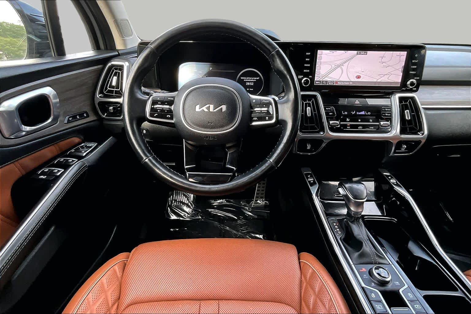 Used 2023 Kia Sorento SX Prestige AWD/4WD image 6