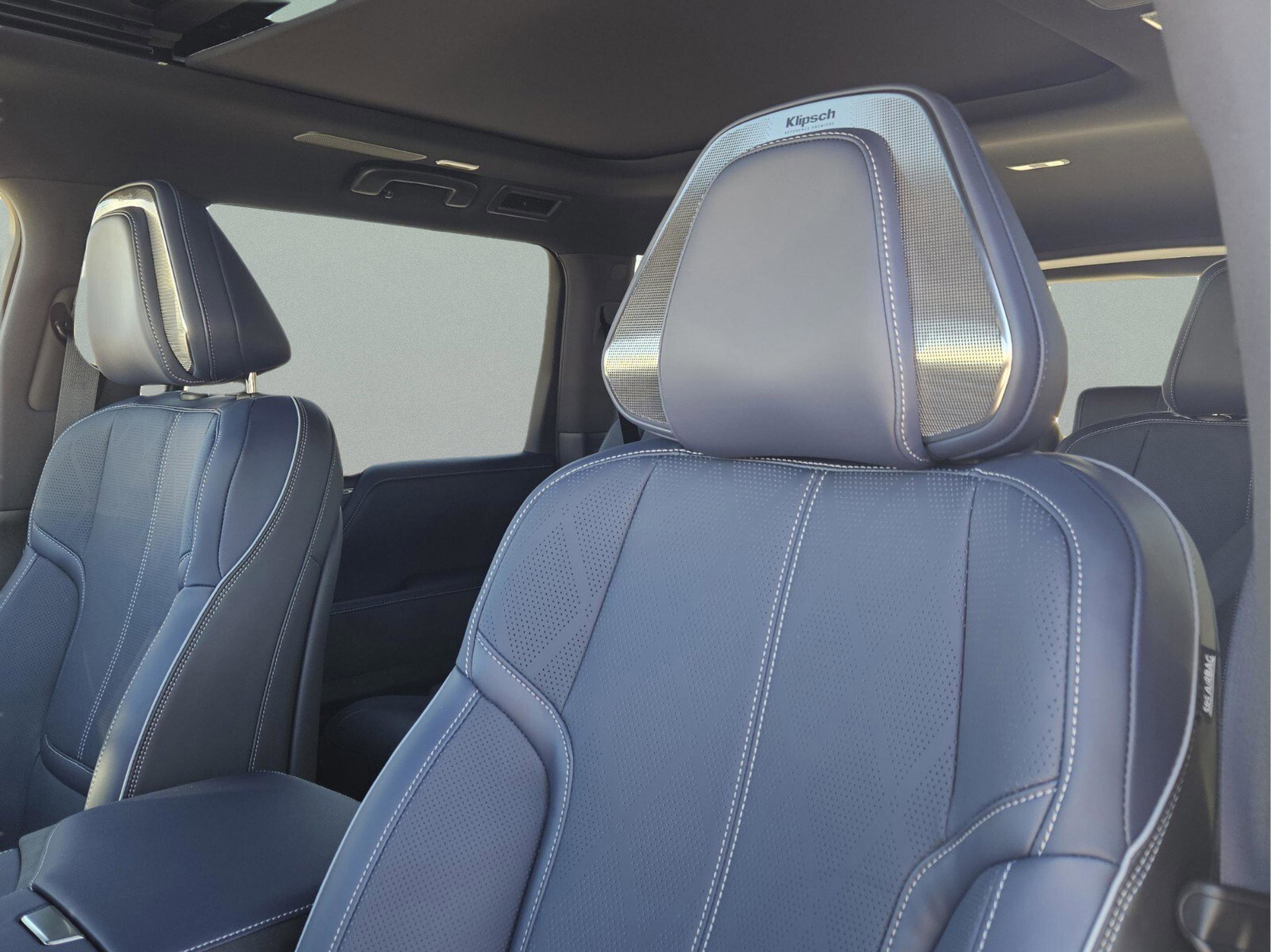 New 2026 INFINITI QX80 4WD w/ Sport Exterior Package image 14