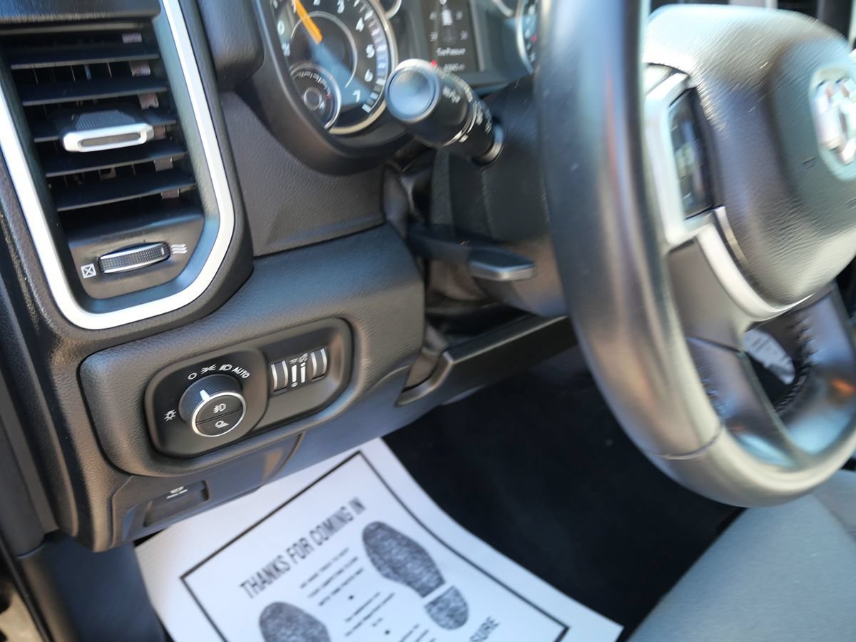 Used 2019 RAM 1500 Big Horn AWD/4WD image 16