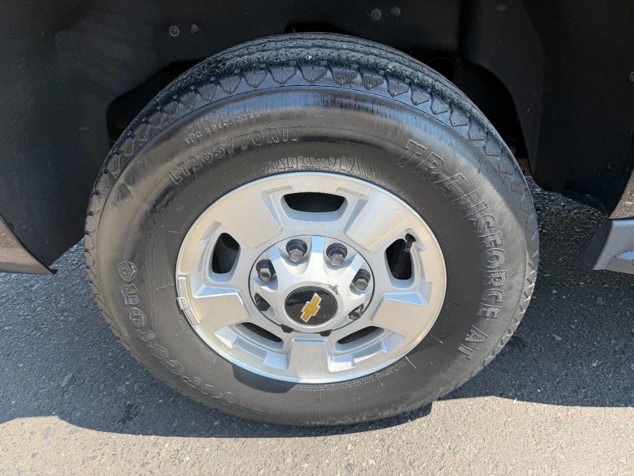 Used 2019 Chevrolet Suburban 3500 LT AWD/4WD image 8