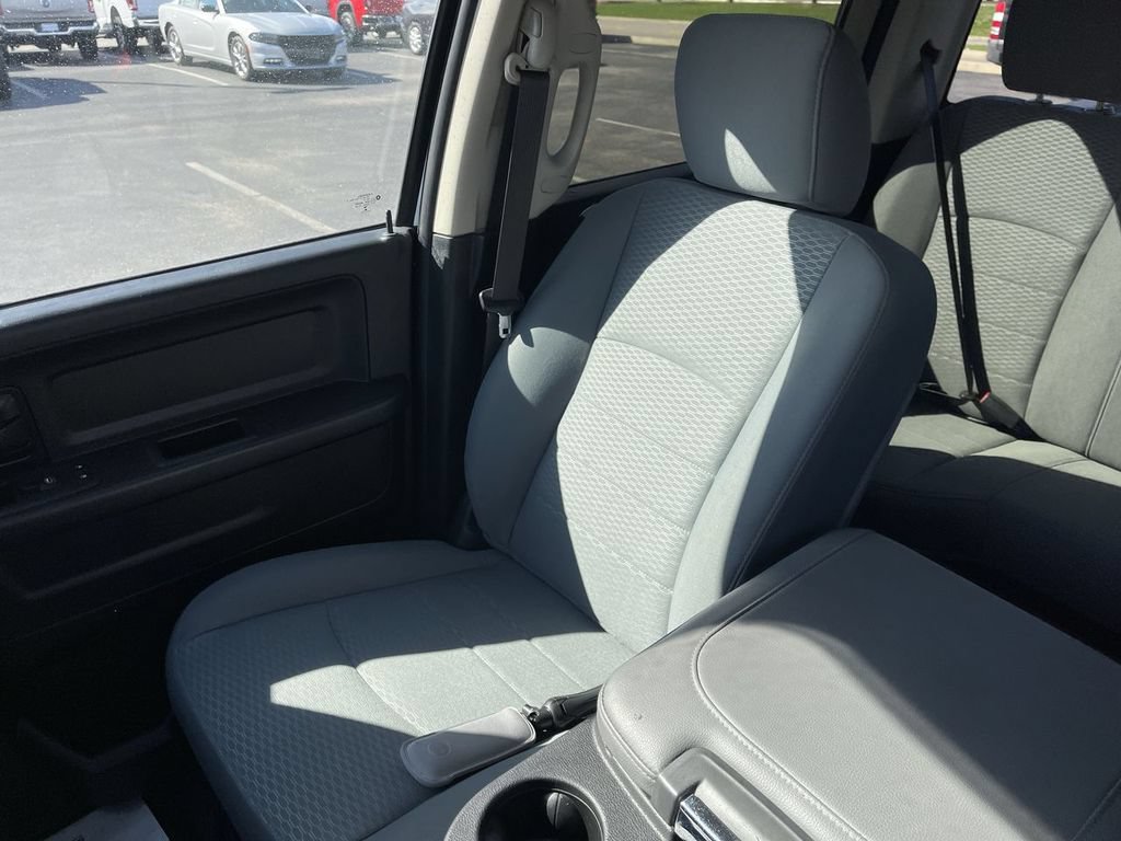 Used 2018 RAM 3500 Tradesman w/ Chrome Appearance Group AWD/4WD image 23