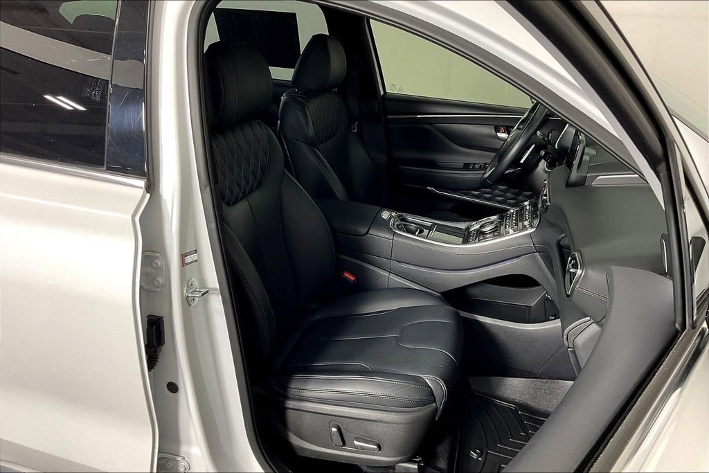 Used 2022 Hyundai Santa Fe Calligraphy image 10