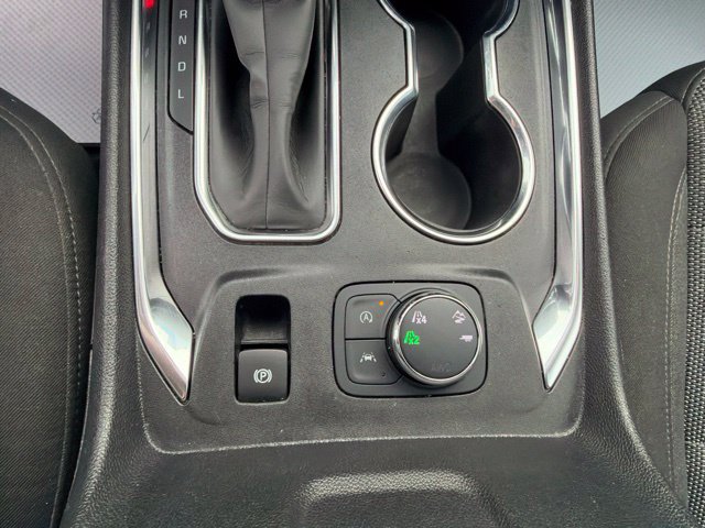 Used 2023 Chevrolet Traverse LT w/ Midnight/Sport Edition AWD/4WD image 18