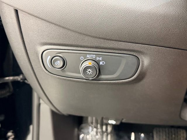 Certified 2024 Chevrolet Equinox LT FWD image 16