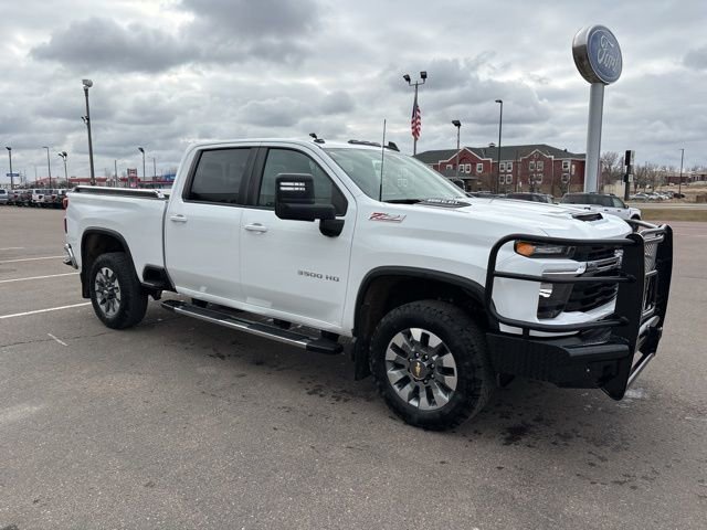 Used 2025 Chevrolet Silverado 3500 LT w/ All Star Edition image 3
