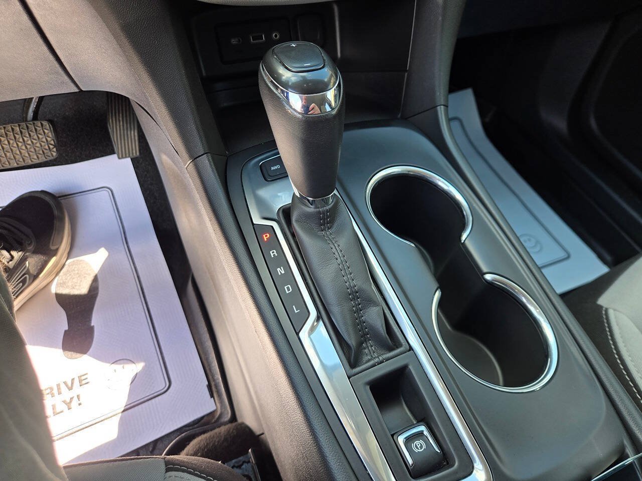 Used 2019 Chevrolet Equinox LT AWD/4WD image 14