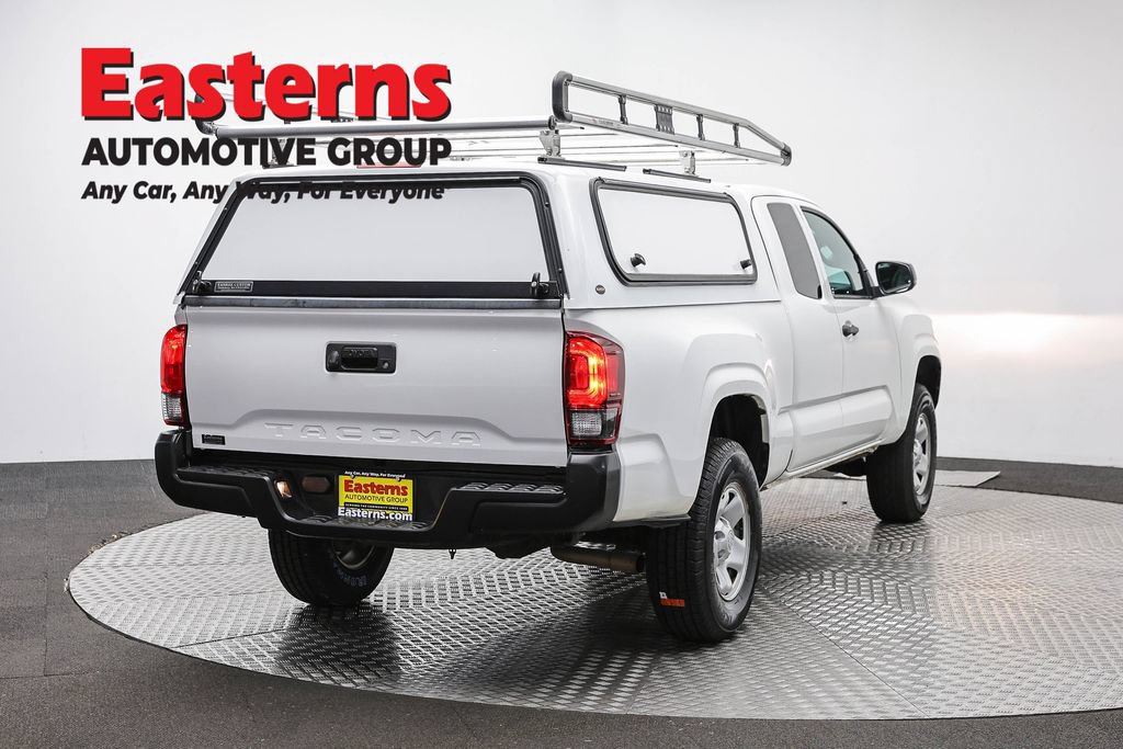 Used 2023 Toyota Tacoma SR RWD image 5