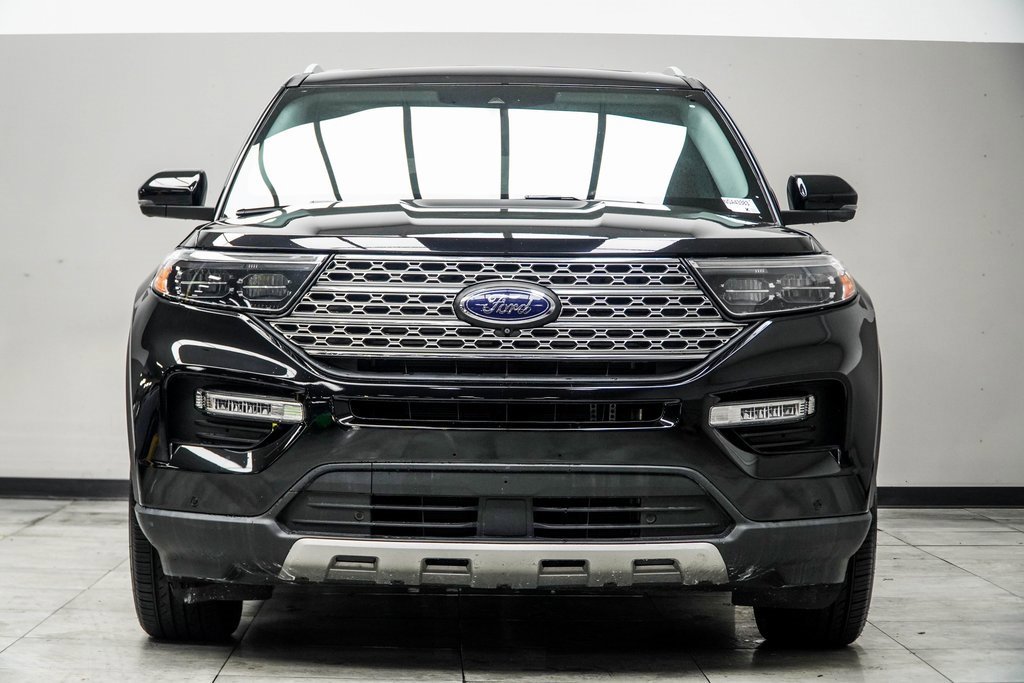 Used 2022 Ford Explorer Limited w/ Equipment Group 301A image 7