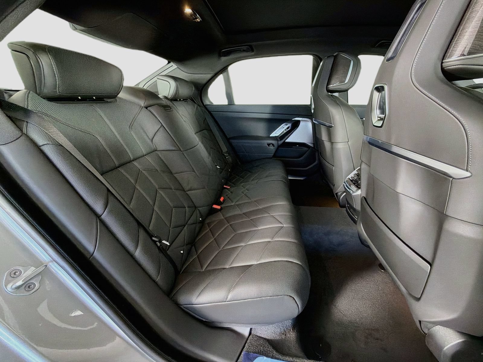 New 2026 BMW i7 eDrive50 RWD image 29