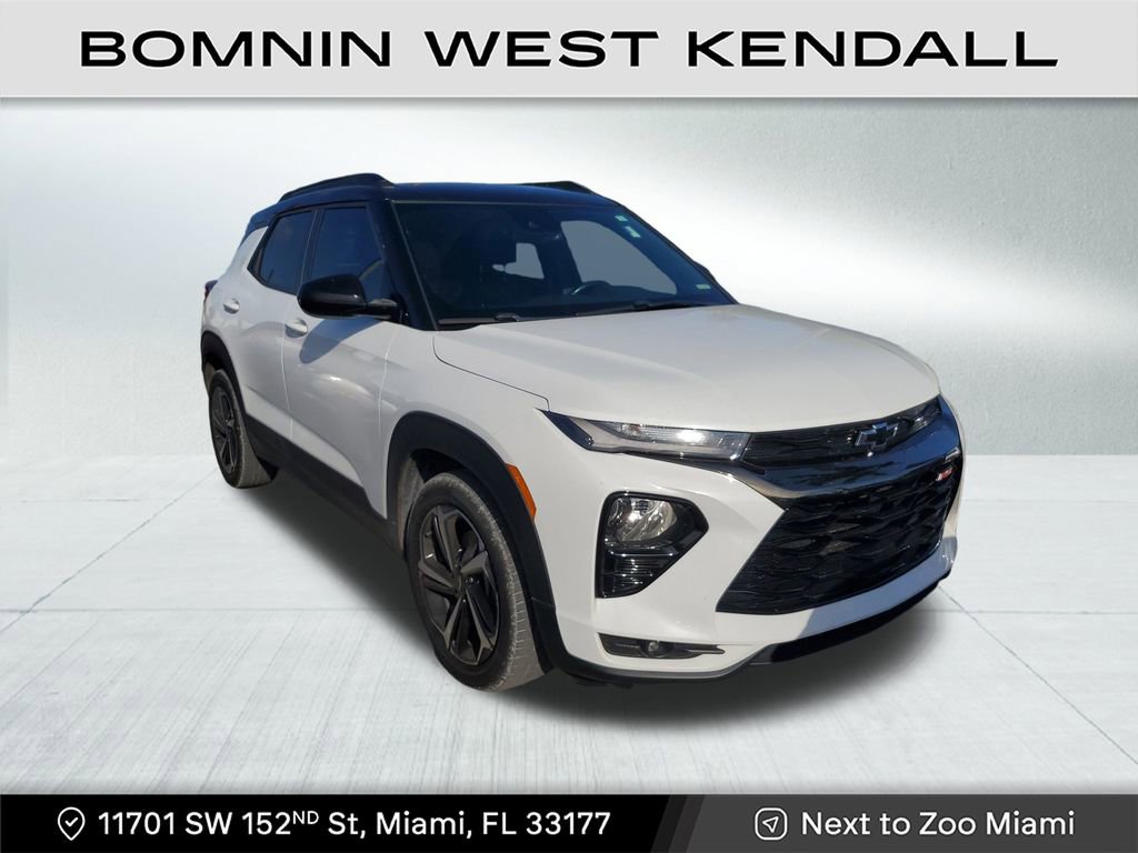 Used 2021 Chevrolet TrailBlazer RS w/ Sun and Liftgate Package image 1