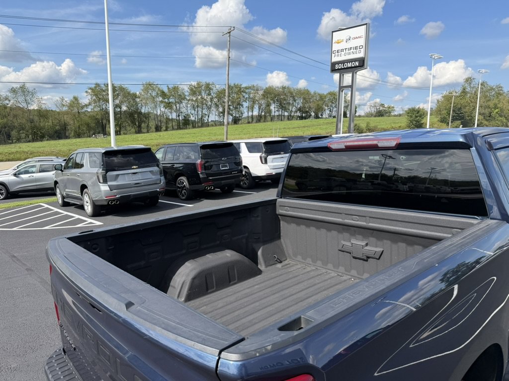 Certified 2020 Chevrolet Silverado 1500 RST AWD/4WD image 12