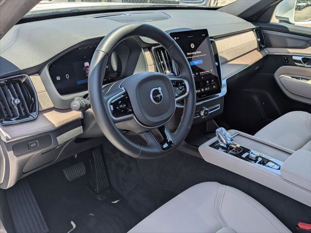 Used 2026 Volvo XC90 B6 Plus w/ Protection Package Premier AWD/4WD image 11