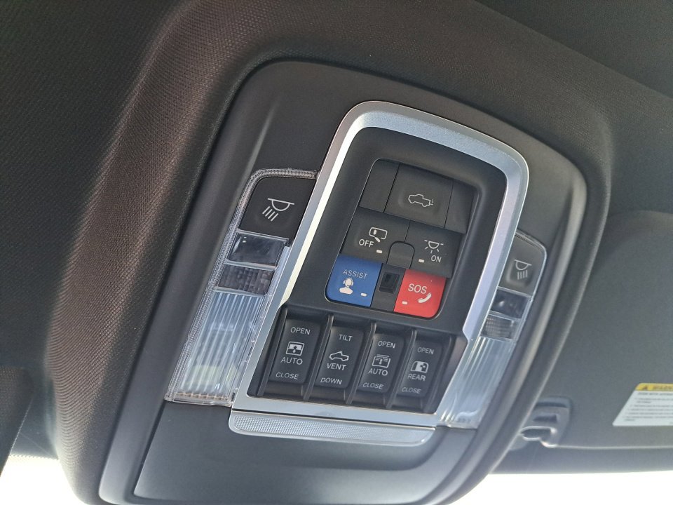 Used 2021 RAM 1500 Limited AWD/4WD image 28