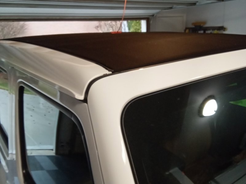 Used 2022 Jeep Wrangler Unlimited Sahara w/ Cold Weather Group image 5